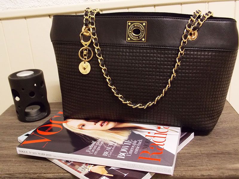 modemoiselle, fashion blogger, love moschino, quilted bag, sarenza