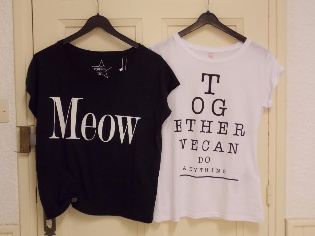 modemoiselle, fashion blogger, t-shirt, bianca, nera, scritte, graphic tee