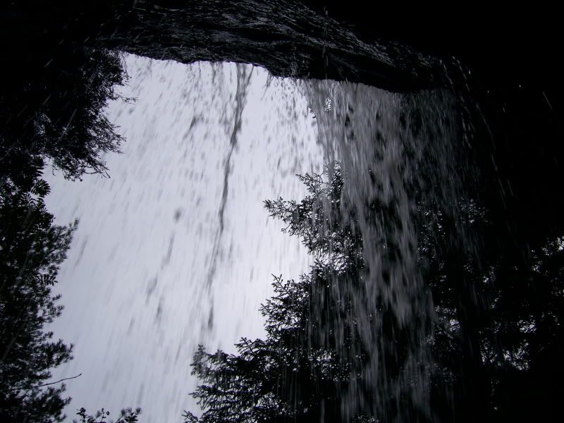 waterfall4.jpg