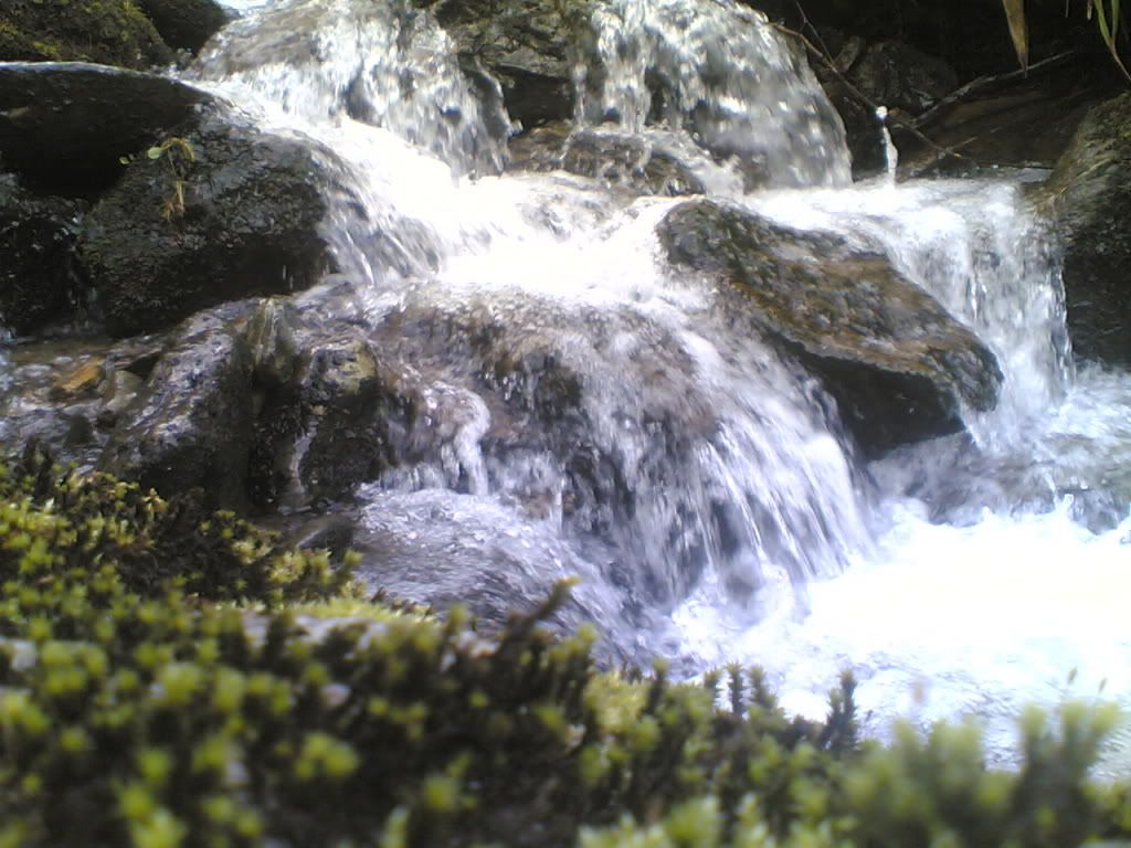 waterfall3.jpg