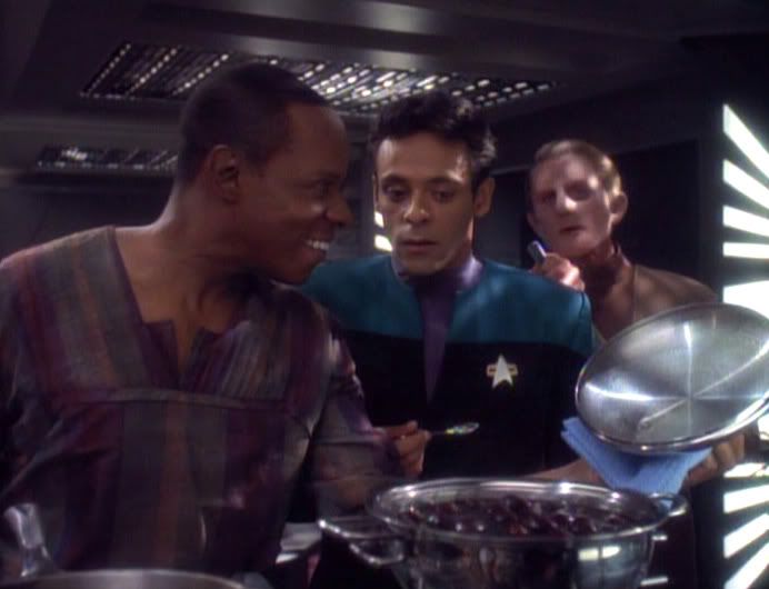 ds9caption17d.jpg