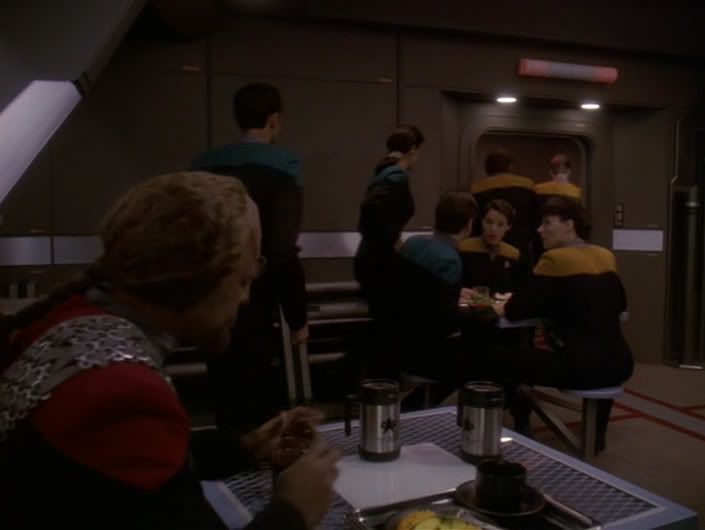 ds9caption17f.jpg