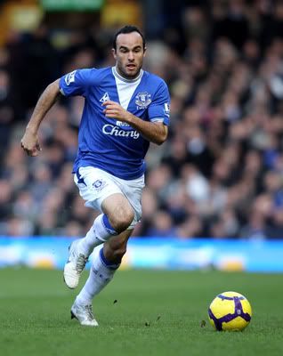 Standard's Jelle Van Damme controls the ball during the Jupiler